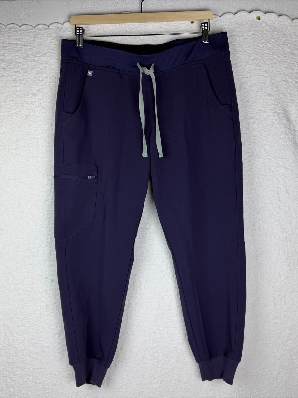 Women’s Figs Purple Jogger Scrub Pants Technical Collection Sz L/P